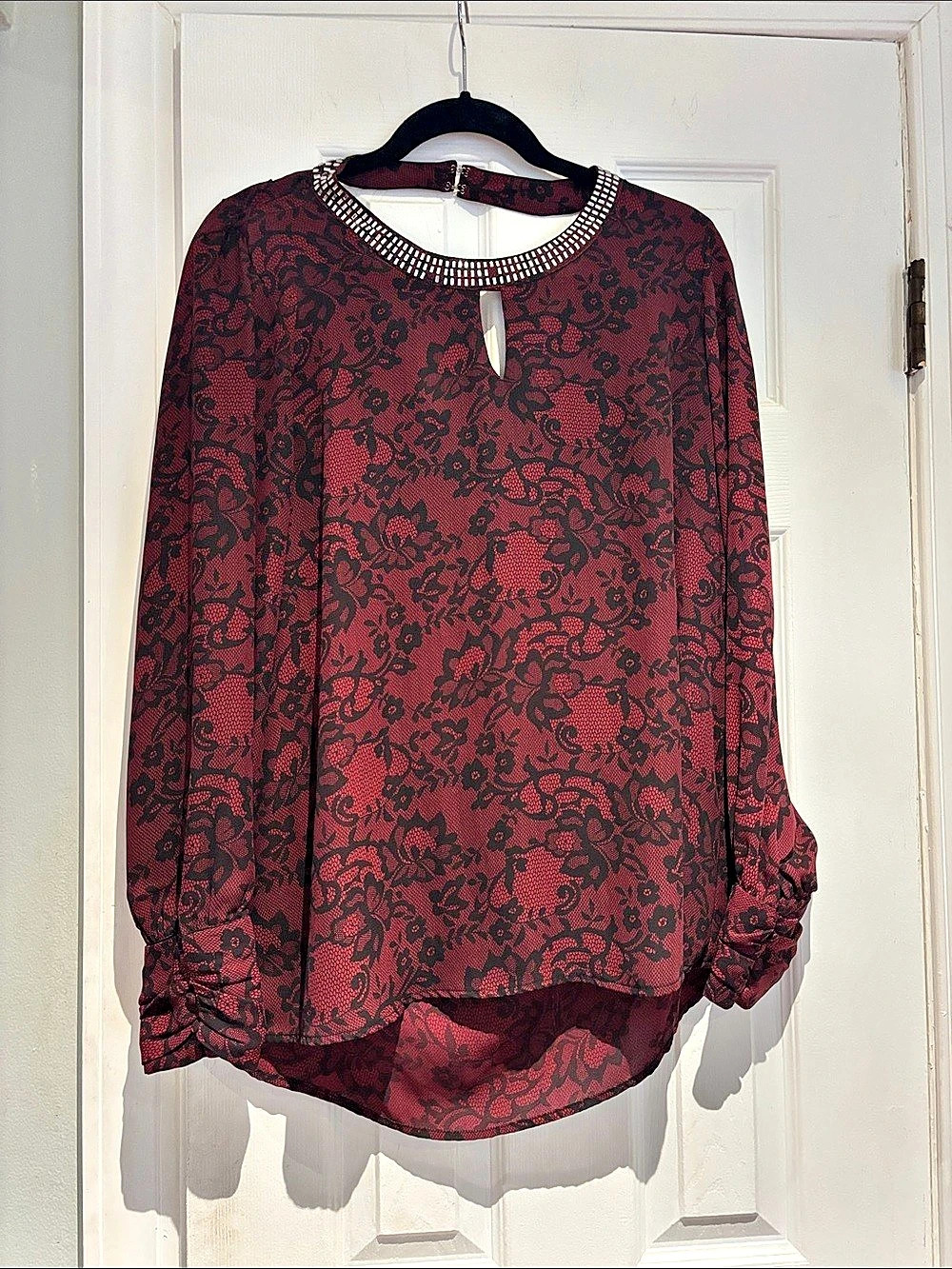 metaphor Floral Blouse in Burgundy & Black Size Large